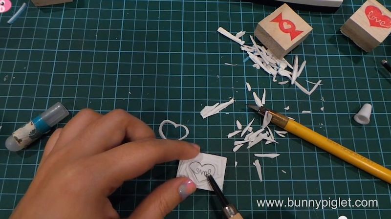 use V shape tool to carve letters