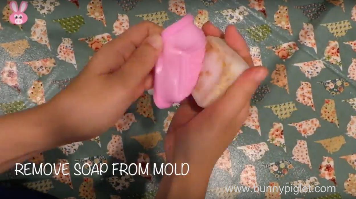 remove soap from mold