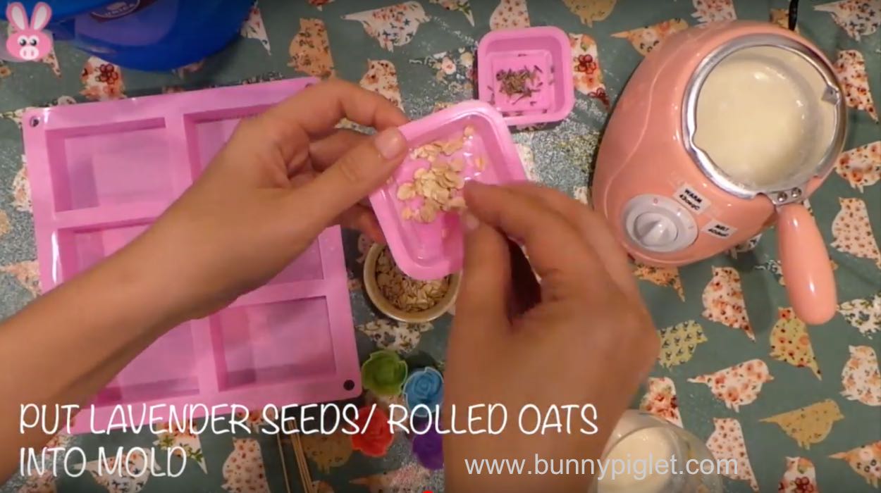 lavender seeds and rolled oats